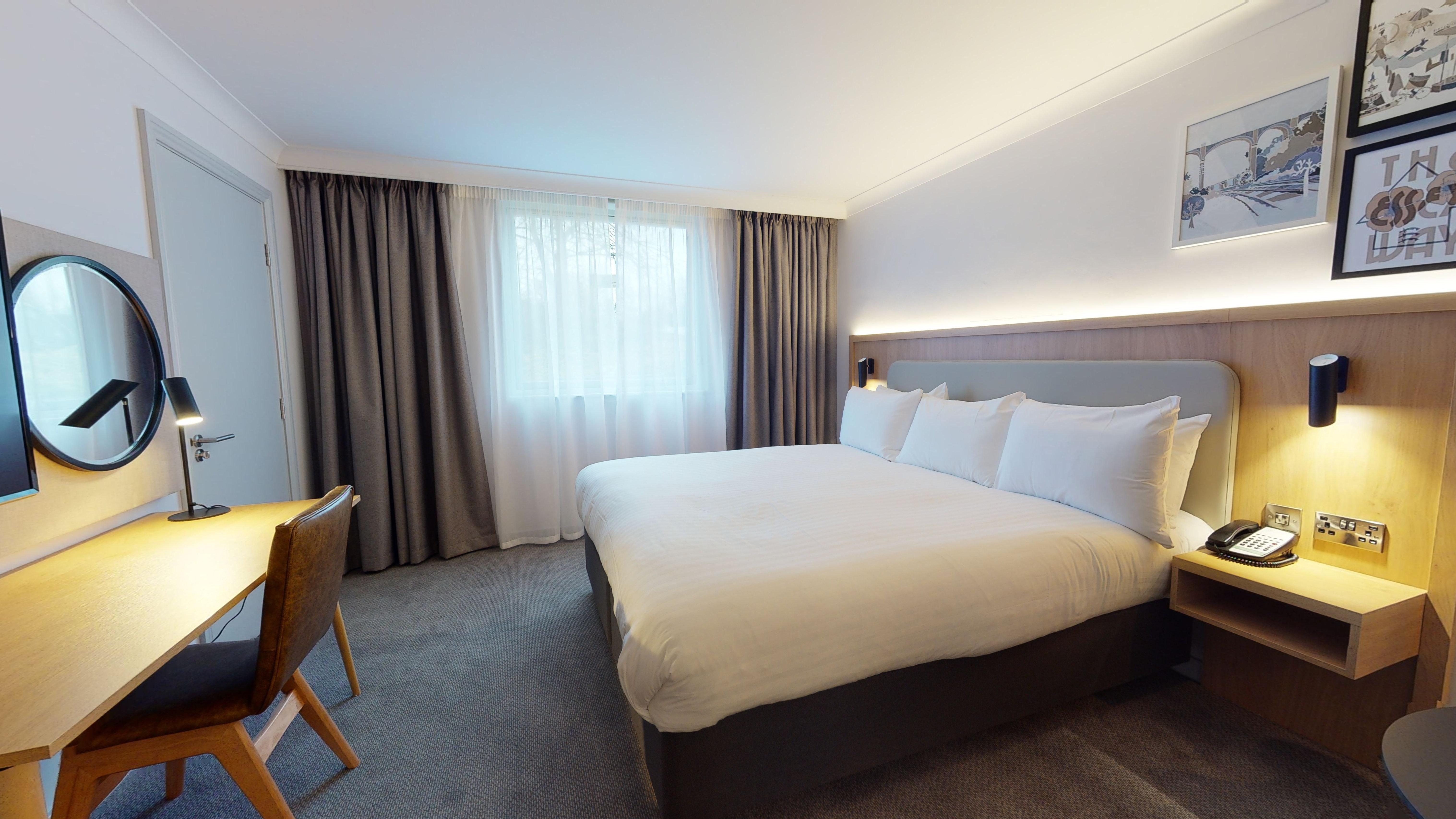 Holiday Inn Brentwood By Ihg Екстер'єр фото