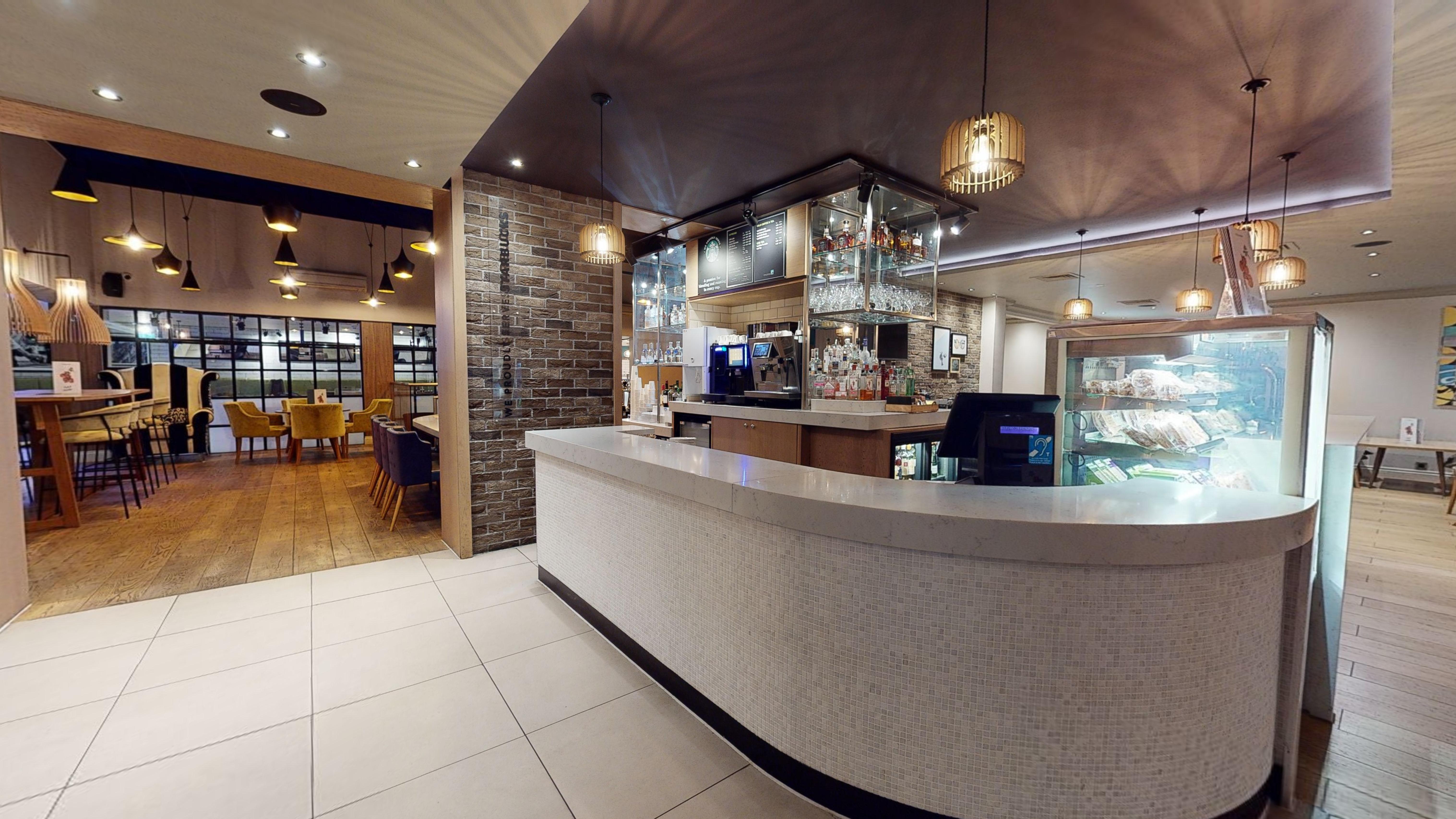 Holiday Inn Brentwood By Ihg Екстер'єр фото