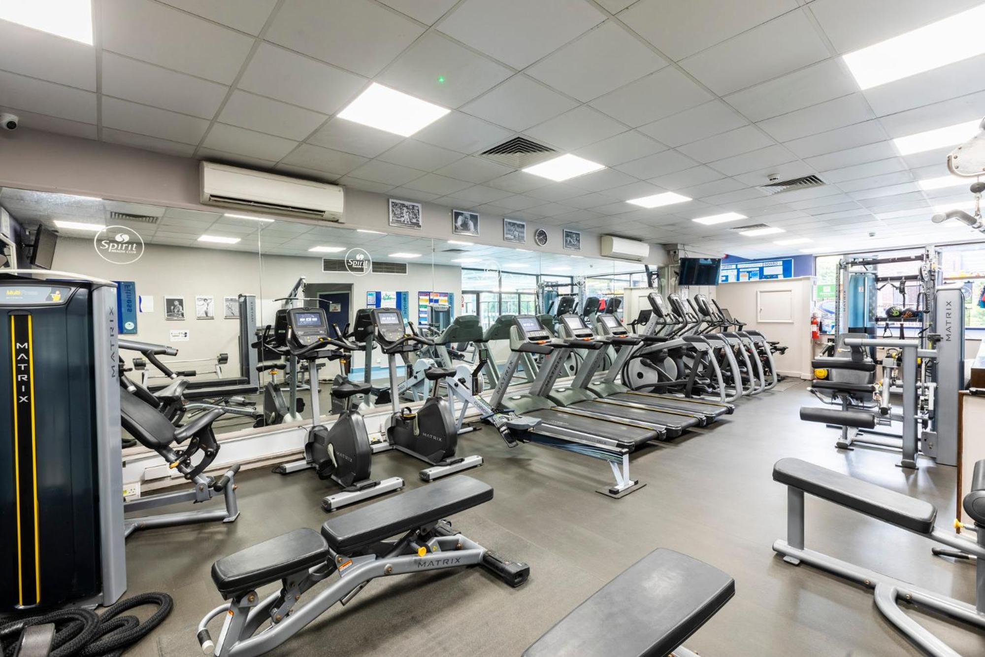 Holiday Inn Brentwood By Ihg Екстер'єр фото