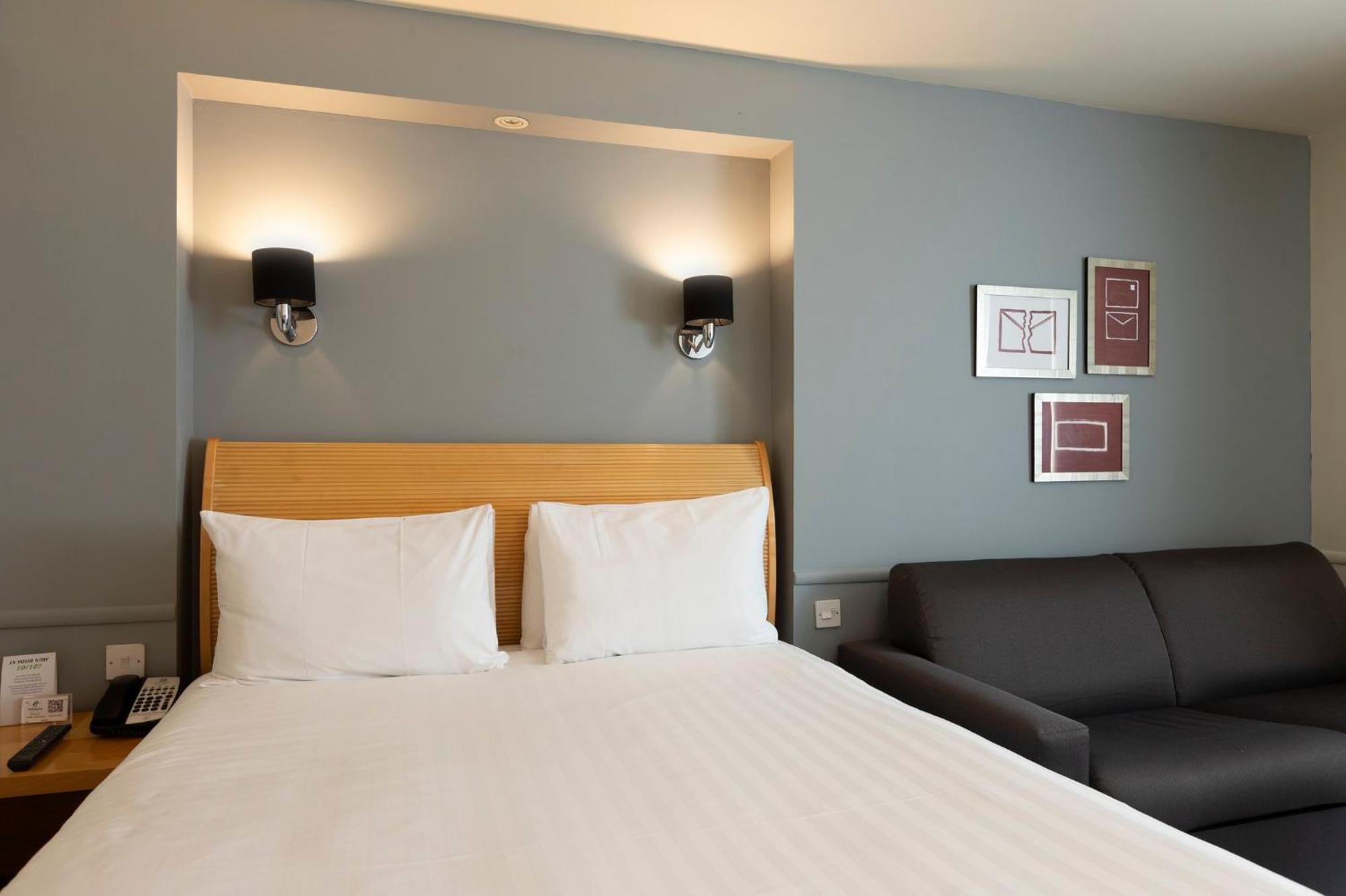 Holiday Inn Brentwood By Ihg Екстер'єр фото