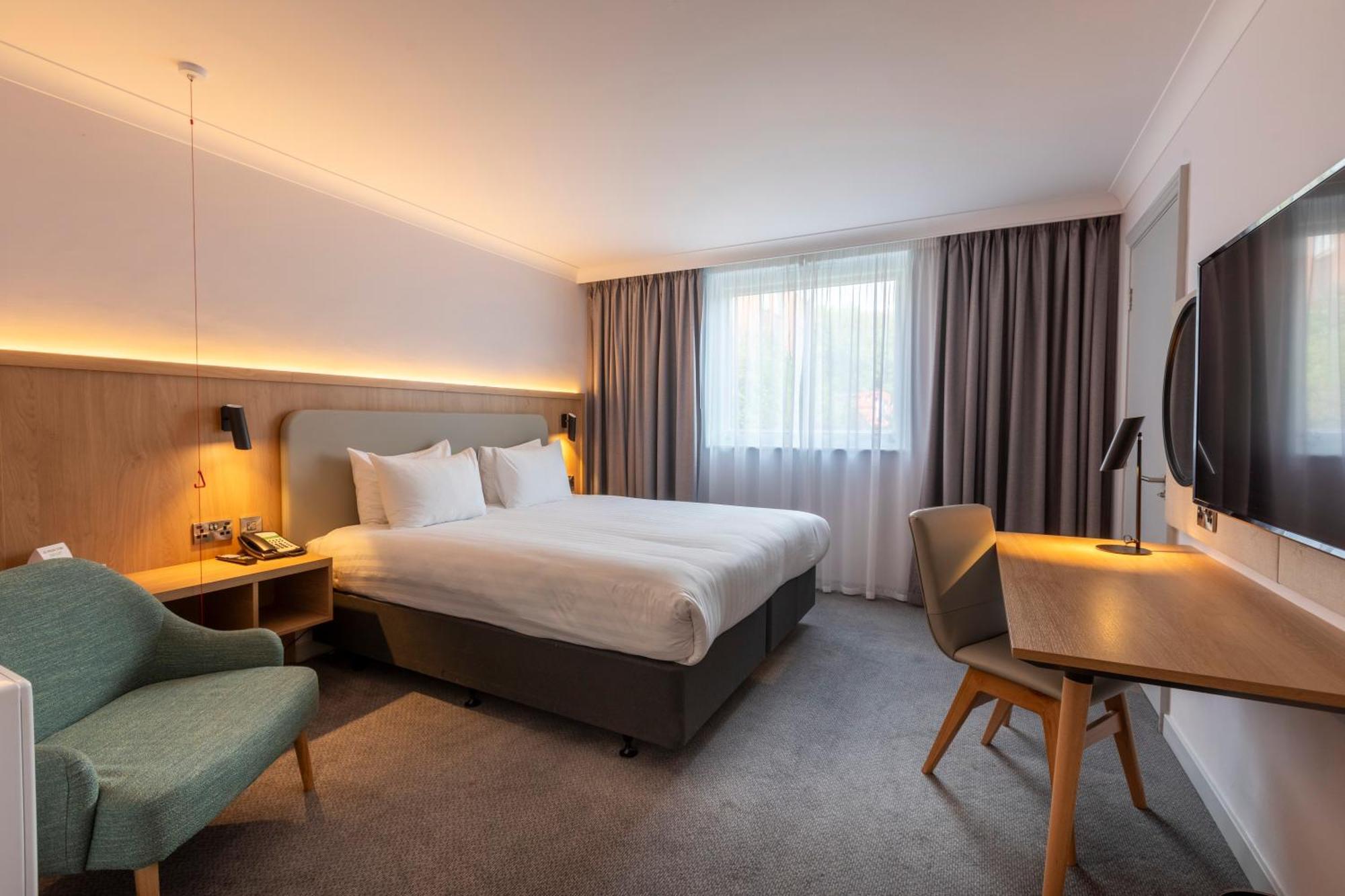 Holiday Inn Brentwood By Ihg Екстер'єр фото