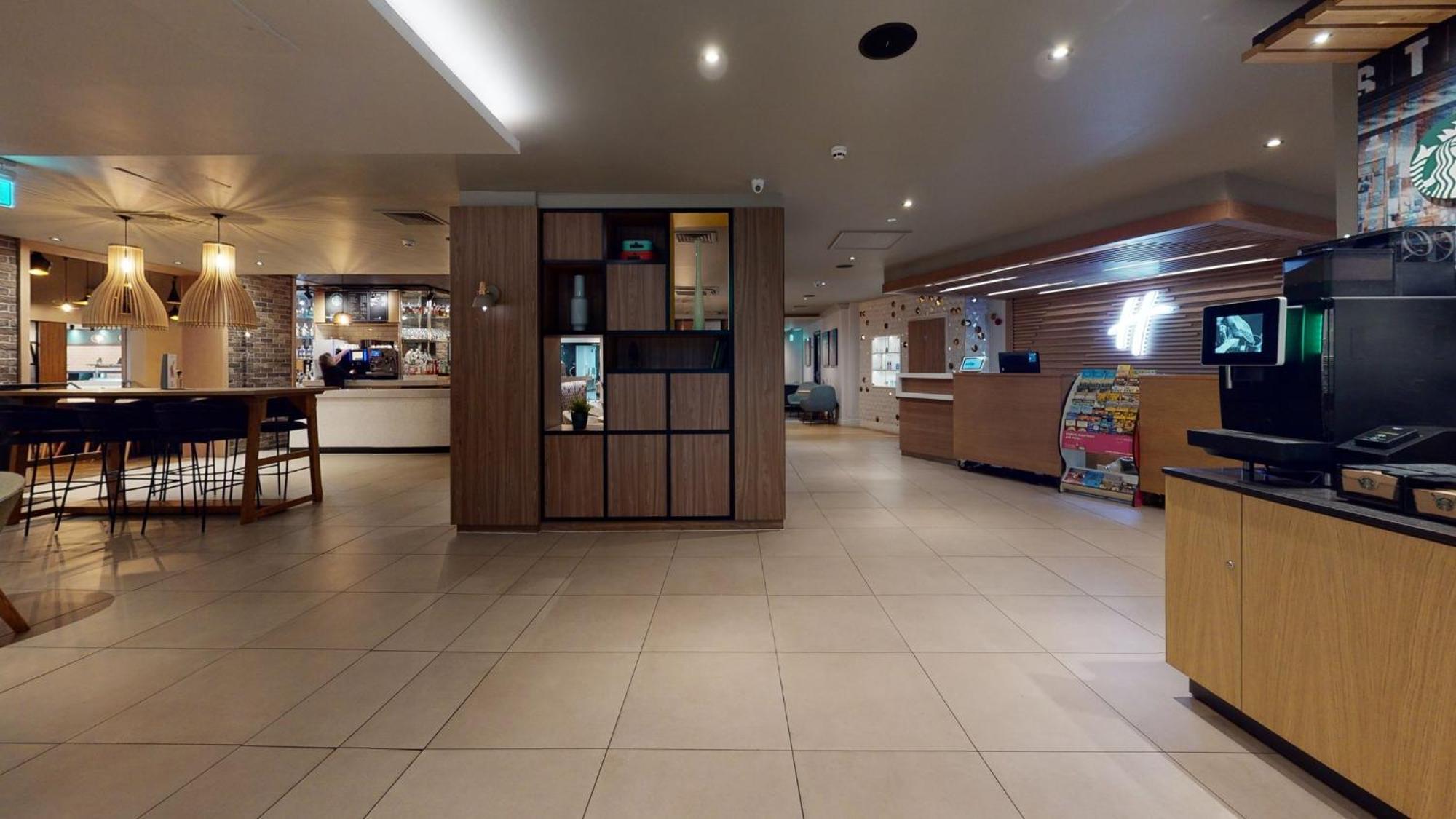 Holiday Inn Brentwood By Ihg Екстер'єр фото