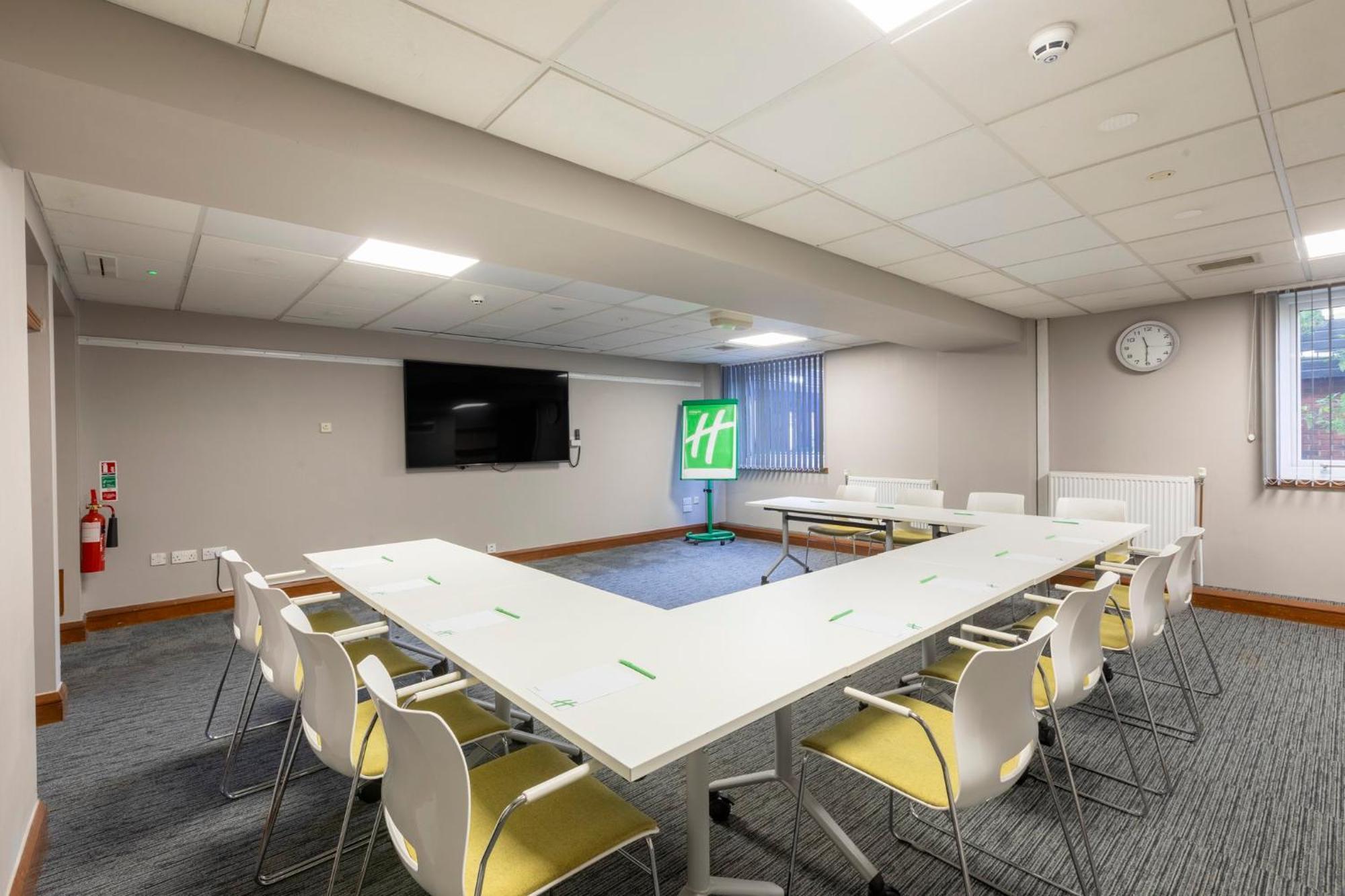 Holiday Inn Brentwood By Ihg Екстер'єр фото
