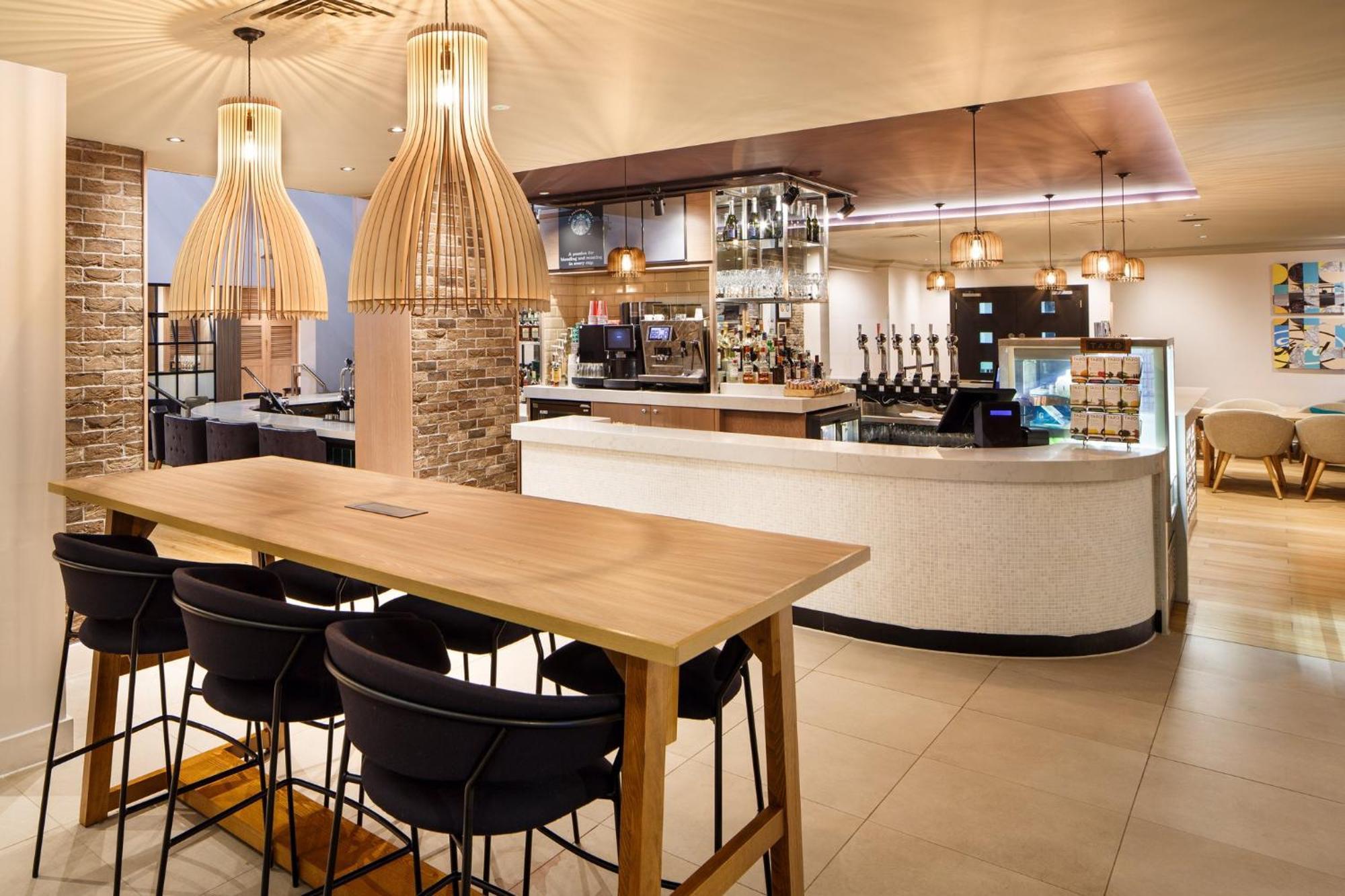 Holiday Inn Brentwood By Ihg Екстер'єр фото